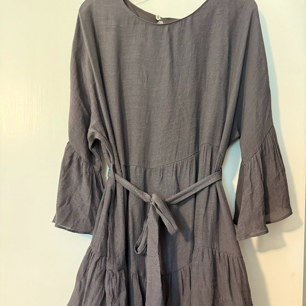 &merci Small grey dress with belt